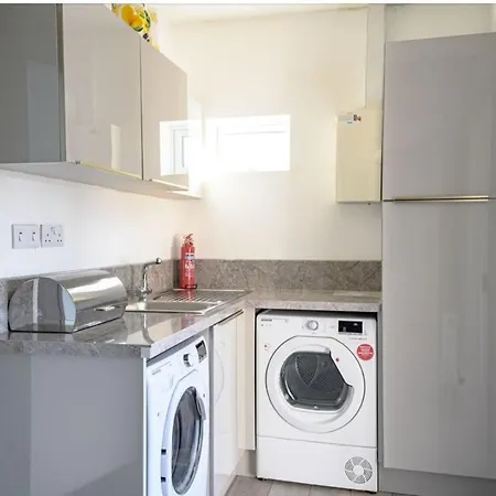 No 1 Kinvara House Будинок відпочинку *