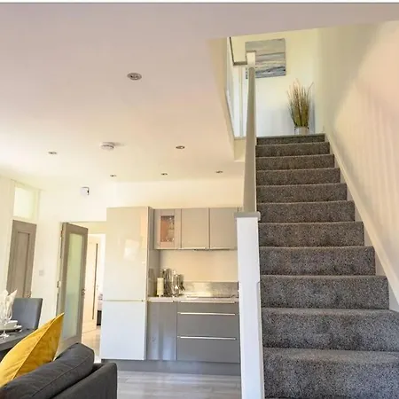 No 1 Kinvara House * Cill Airne