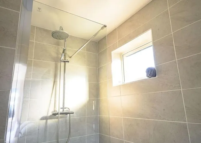 No 1 Kinvara House * Килларни